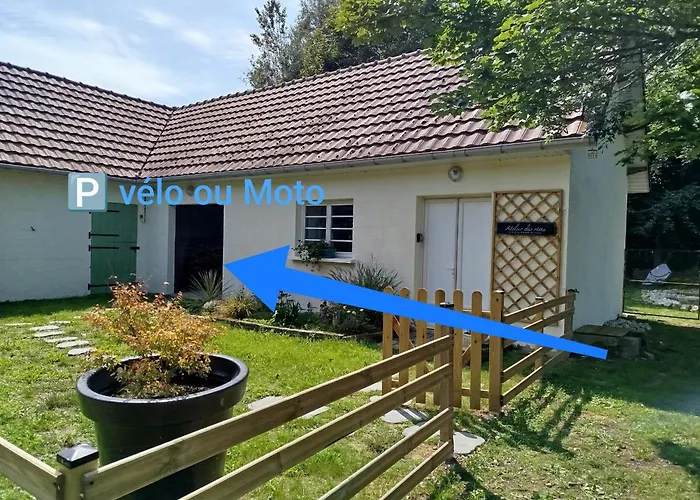 Vallée De La Course Couette-café 3*